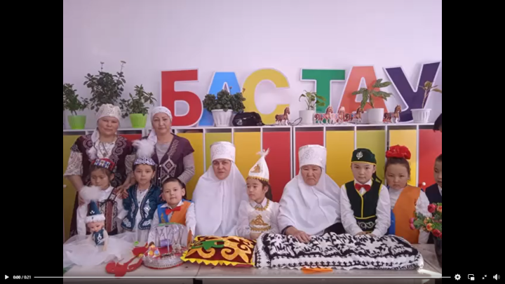 "Біртұтас тәрбие бағдарламасы"аясында ата-аналар мен тәрбиеленушілердің қатысуымен қолөнер бұйымдарының көрмесі ұйымдастырылды